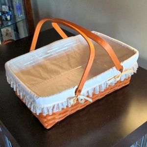 1993 Longaberger Large Gathering Basket, cloth liner, protector